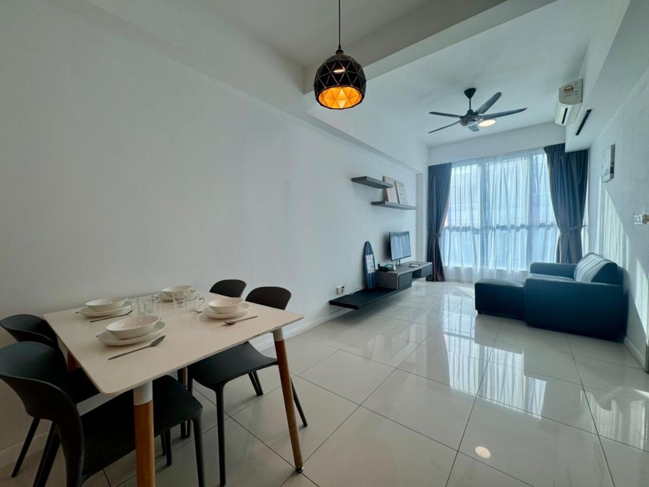 Sa Sutera Avenue Homestay Opposite Imago Kk Kota Kinabalu Exterior photo